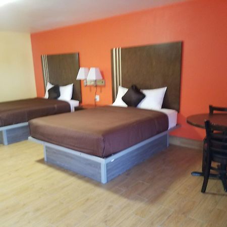 Simple Rewards Inn Розуелл Екстер'єр фото