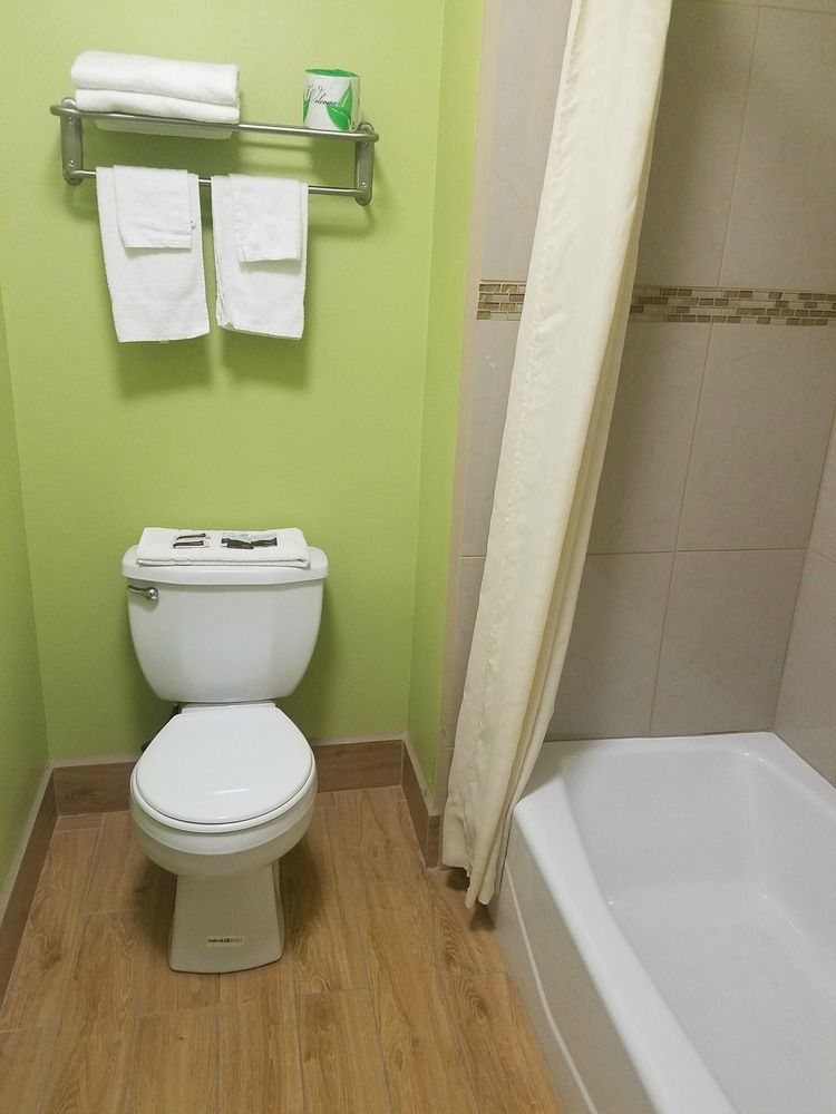 Simple Rewards Inn Розуелл Екстер'єр фото