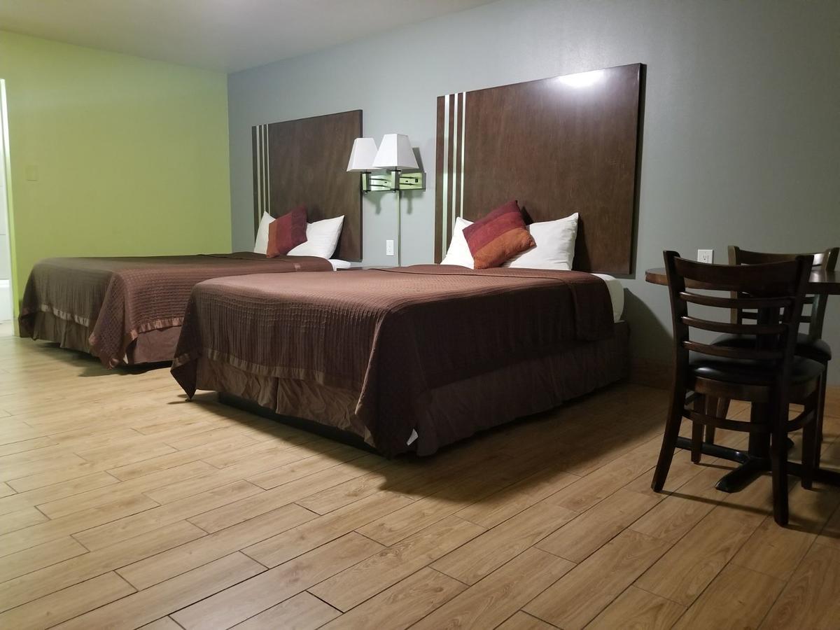 Simple Rewards Inn Розуелл Екстер'єр фото