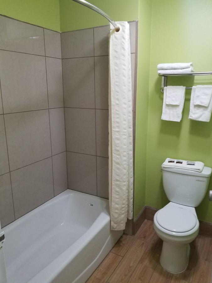 Simple Rewards Inn Розуелл Екстер'єр фото